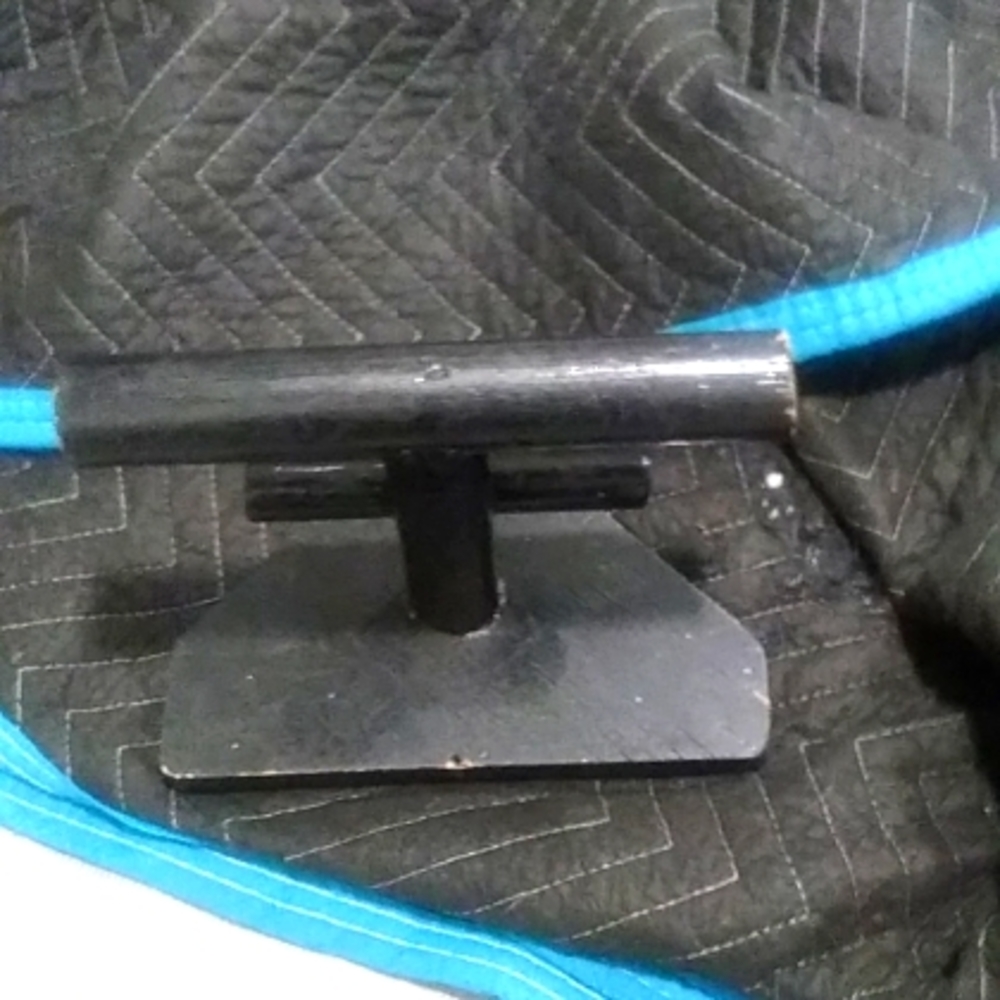 Jewelry stand with 3 necklaces